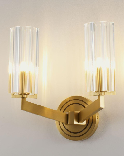 Бра Moderli Brass V11073-2W Бра Moderli Brass V11073-2W
