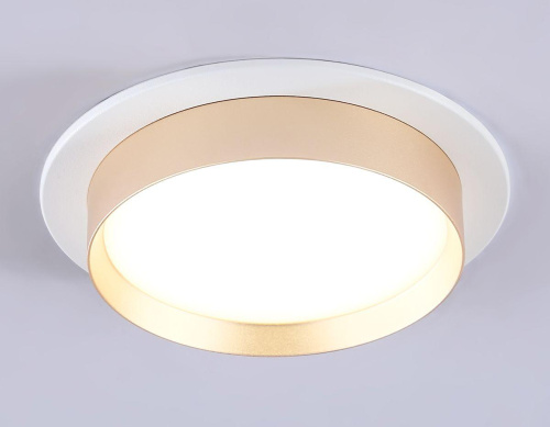 Встраиваемый светильник Ambrella Light Techno Spot GX53 Acrylic tech TN5226 Встраиваемый светильник Ambrella Light Techno Spot GX53 Acrylic tech TN5226