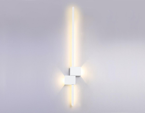 Настенный светодиодный светильник Ambrella light Comfort LineTech FL5212 Настенный светодиодный светильник Ambrella light Comfort LineTech FL5212