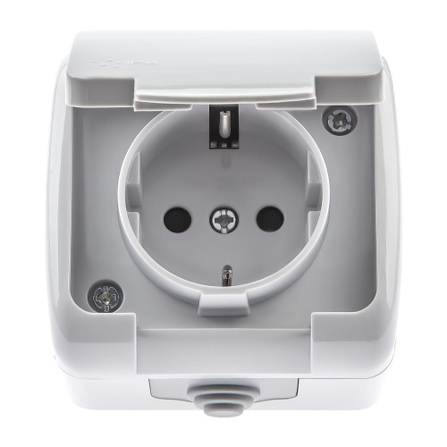 Розетка ЭРА Intro Atlantic Schuko 2P+E 16A 250V со шторками с крышкой 5-202-03 Б0050946 Розетка ЭРА Intro Atlantic Schuko 2P+E 16A 250V со шторками с крышкой 5-202-03 Б0050946